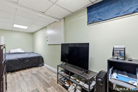 150 Stratfield Place Bridgeport CT 06606