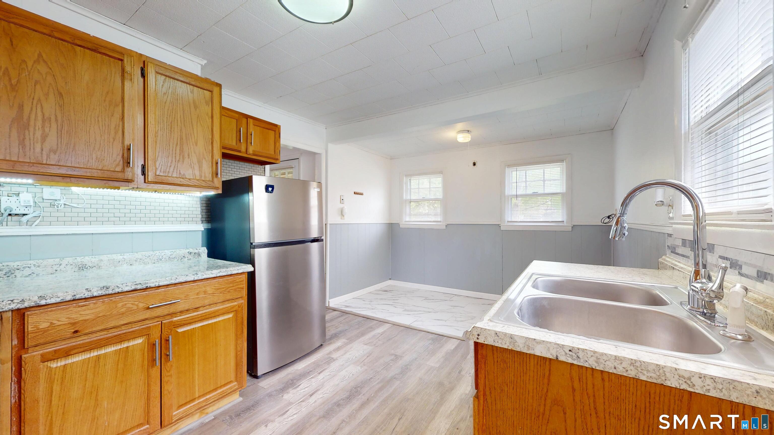 322 Hillside Avenue Hartford CT 06106