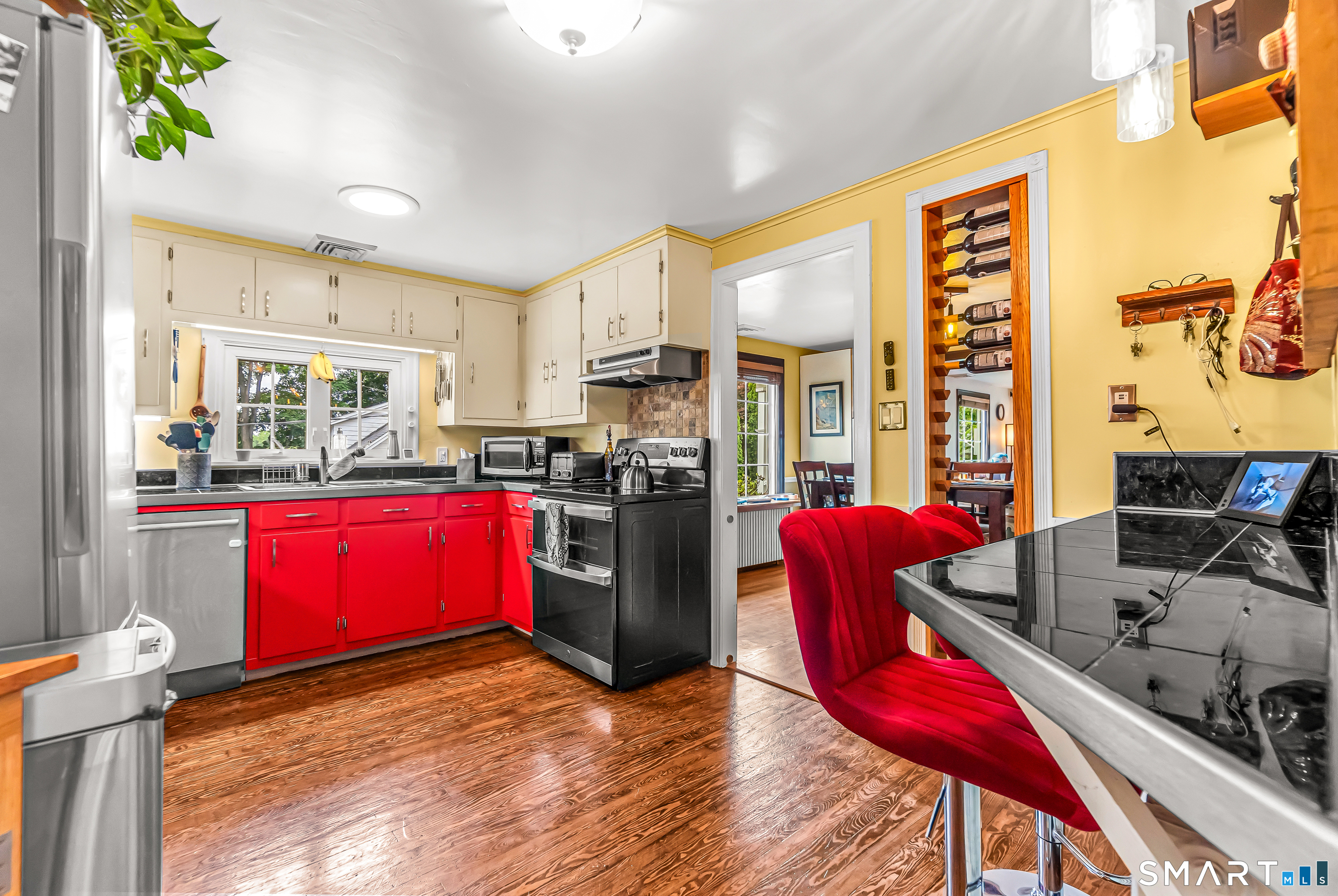 1 Glenwood Avenue Naugatuck CT 06770