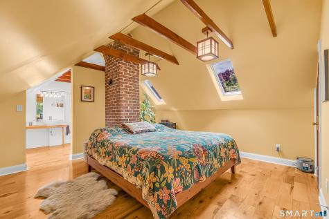 1 Glenwood Avenue Naugatuck CT 06770