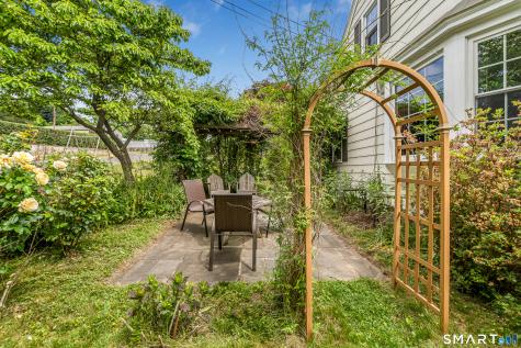 1 Glenwood Avenue Naugatuck CT 06770