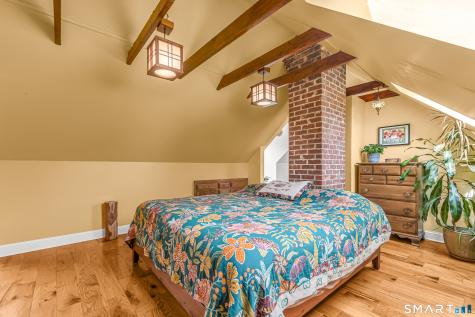 1 Glenwood Avenue Naugatuck CT 06770