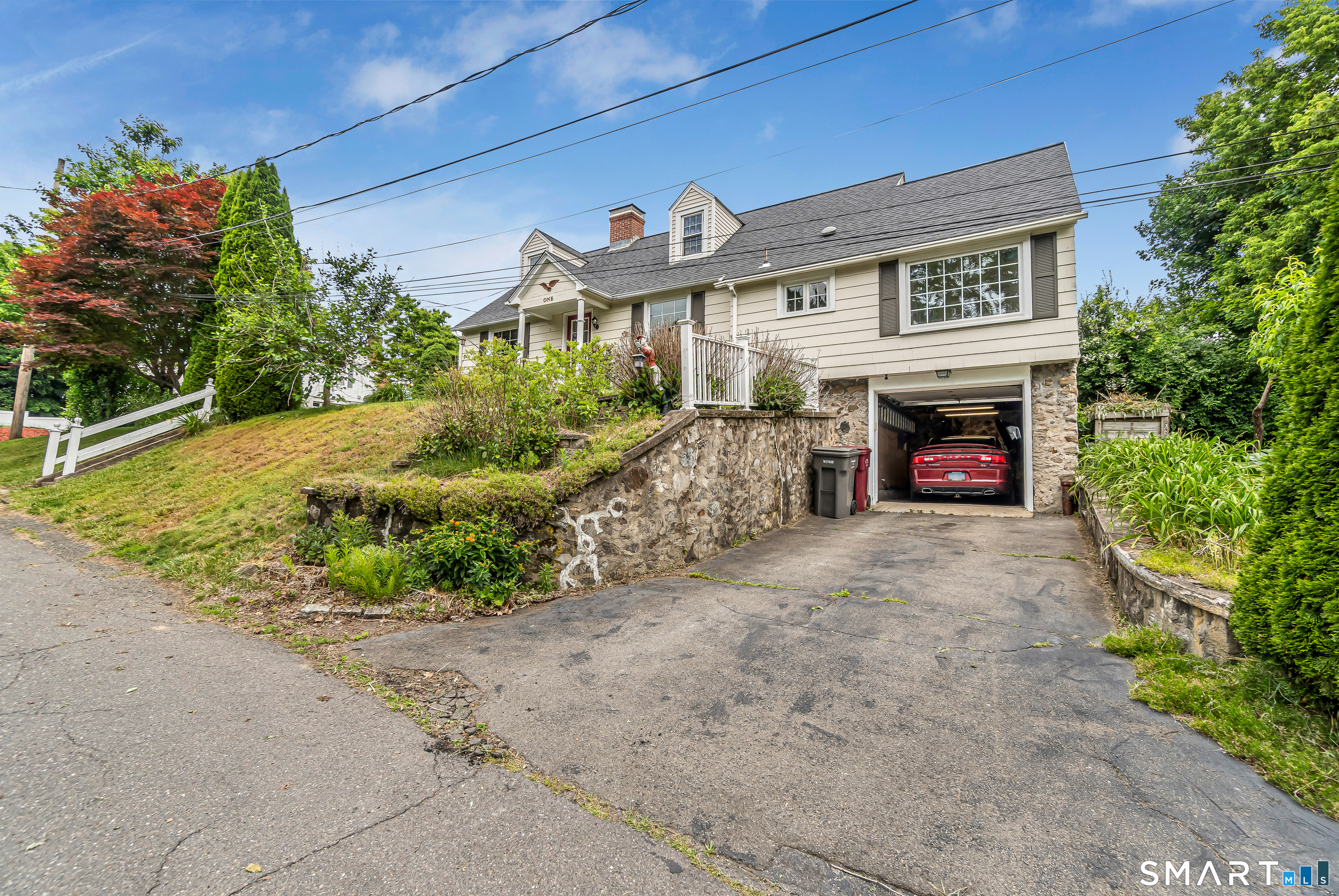 1 Glenwood Avenue Naugatuck CT 06770