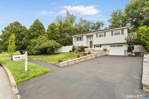 8 Country Club Road Norwalk CT 06851