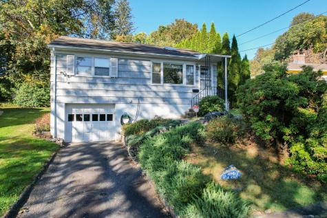 37 Robinwood Road Waterbury CT 06708