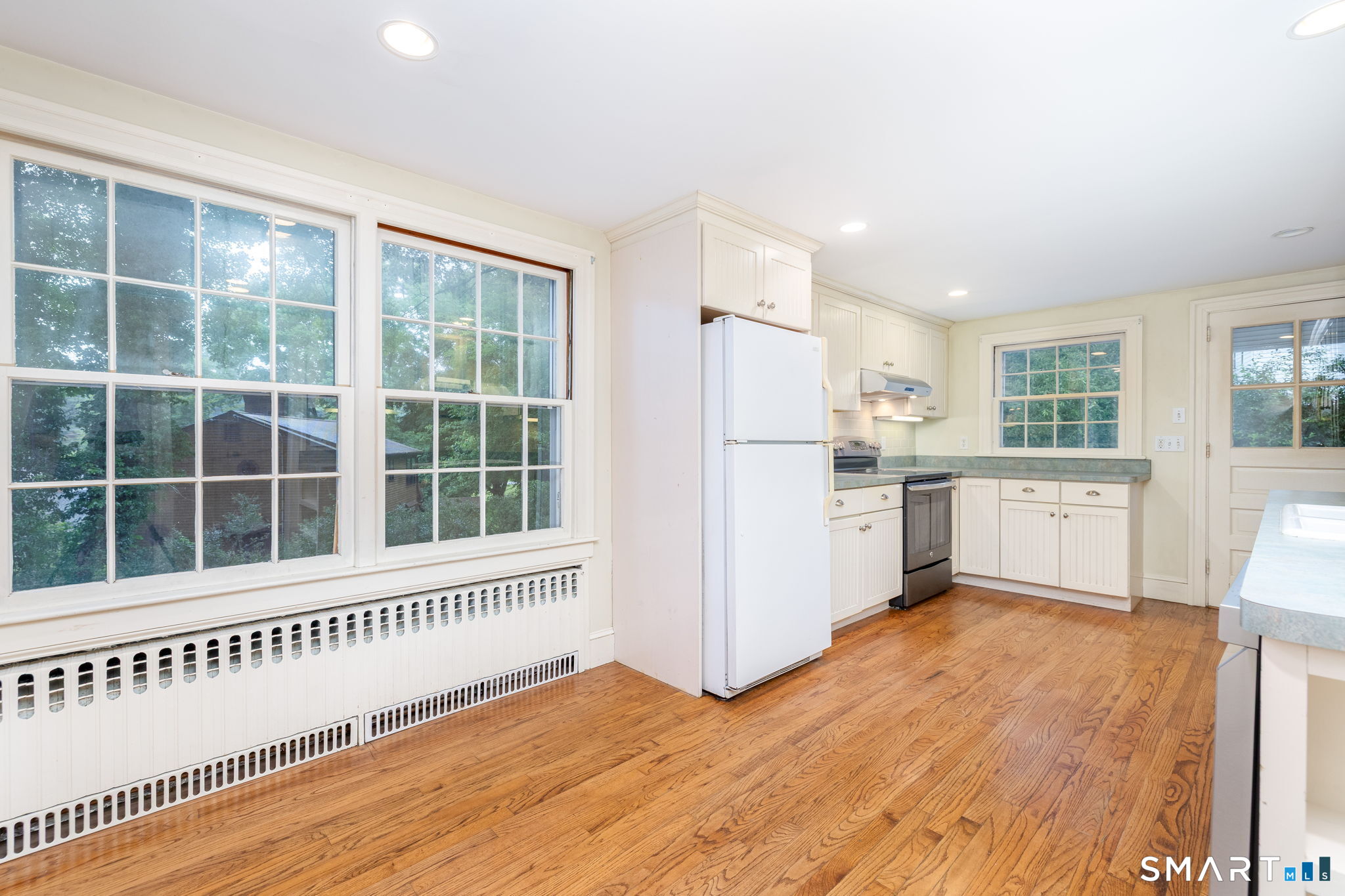 6 Keighley Pond Road East Hampton CT 06456