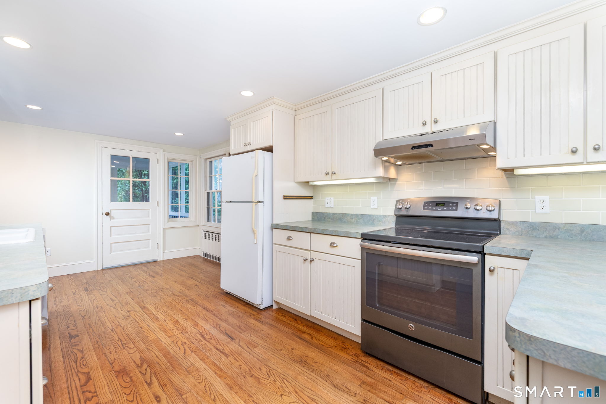 6 Keighley Pond Road East Hampton CT 06456