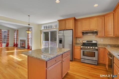 25 Fenwick Drive Avon CT 06001