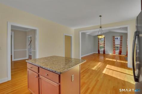 25 Fenwick Drive Avon CT 06001