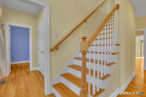 25 Fenwick Drive Avon CT 06001