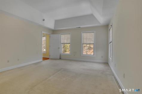 25 Fenwick Drive Avon CT 06001