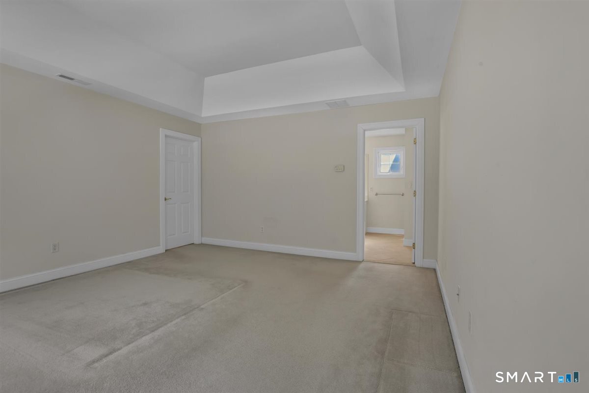 25 Fenwick Drive Avon CT 06001