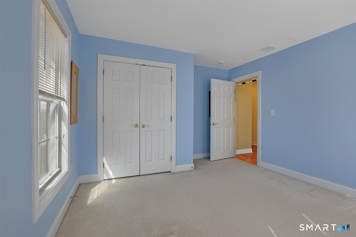 25 Fenwick Drive Avon CT 06001