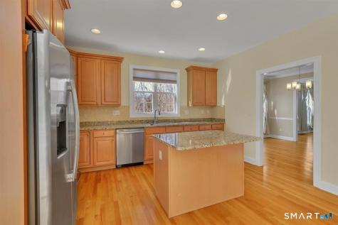 25 Fenwick Drive Avon CT 06001