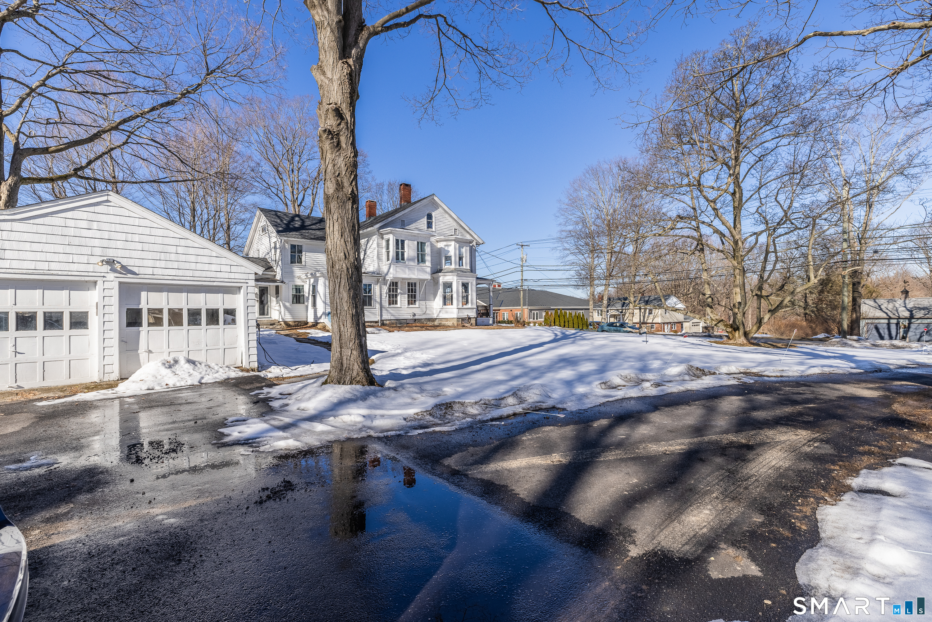 5385 Main Street Trumbull CT 06611