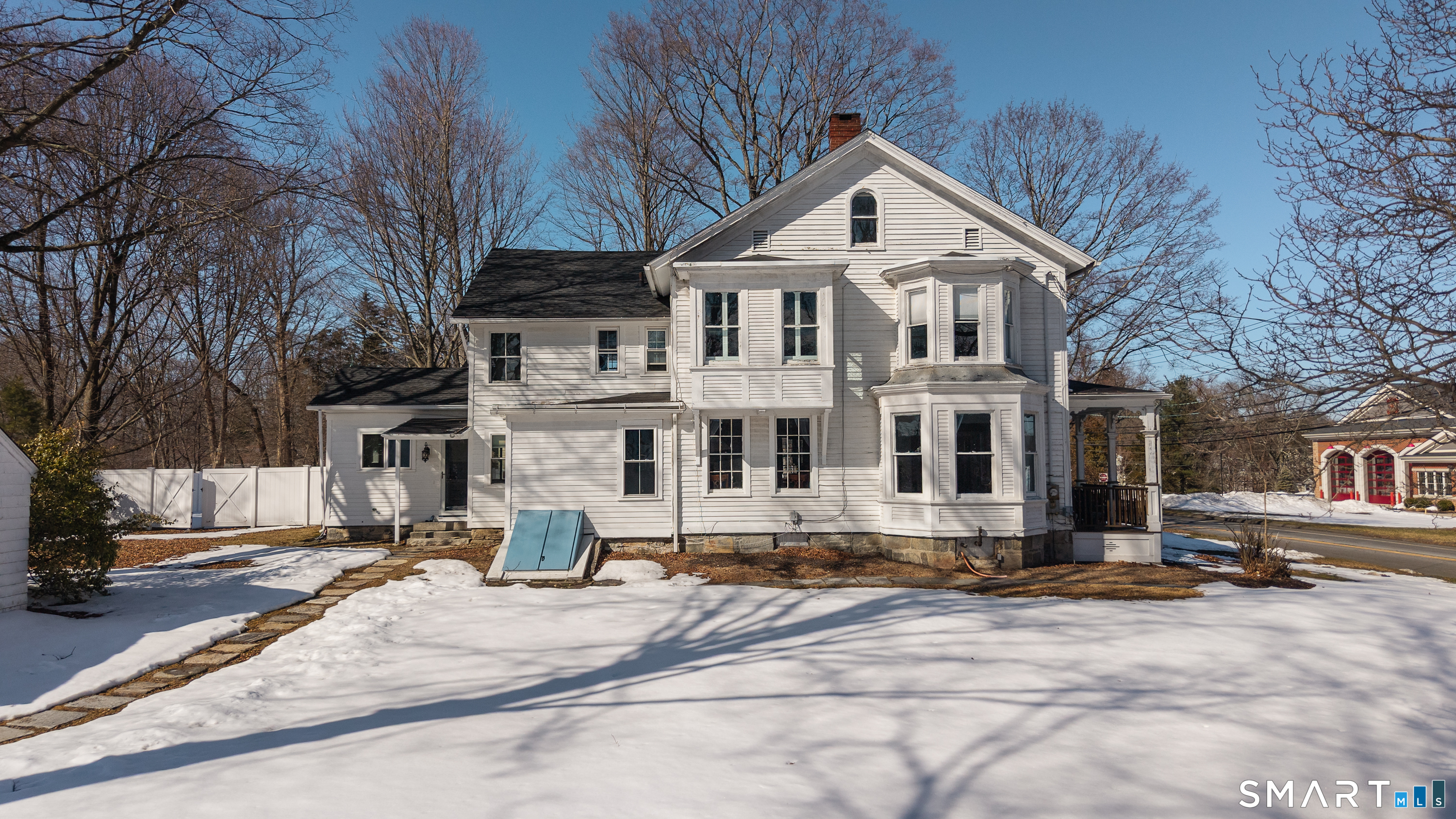 5385 Main Street Trumbull CT 06611