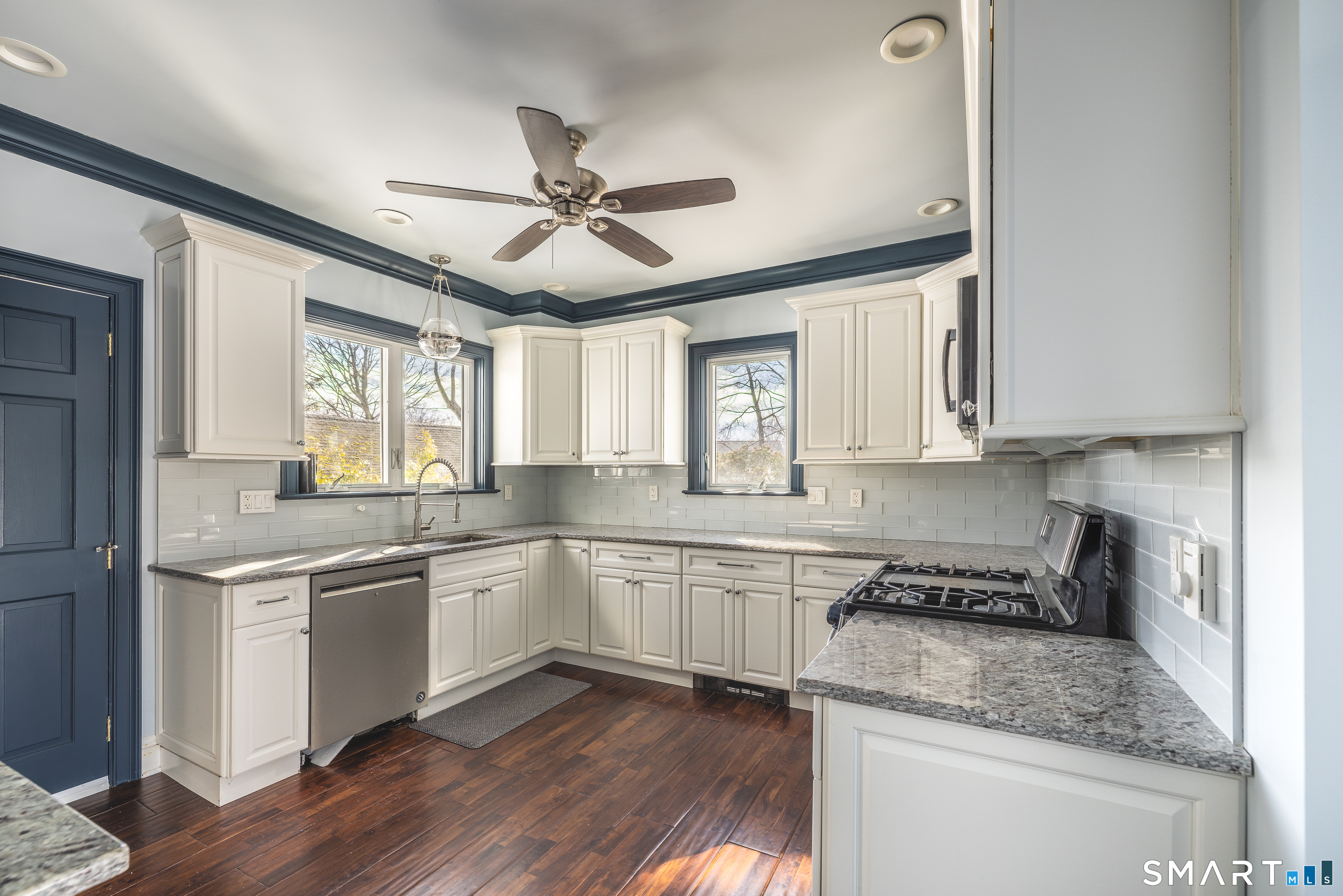 5385 Main Street Trumbull CT 06611
