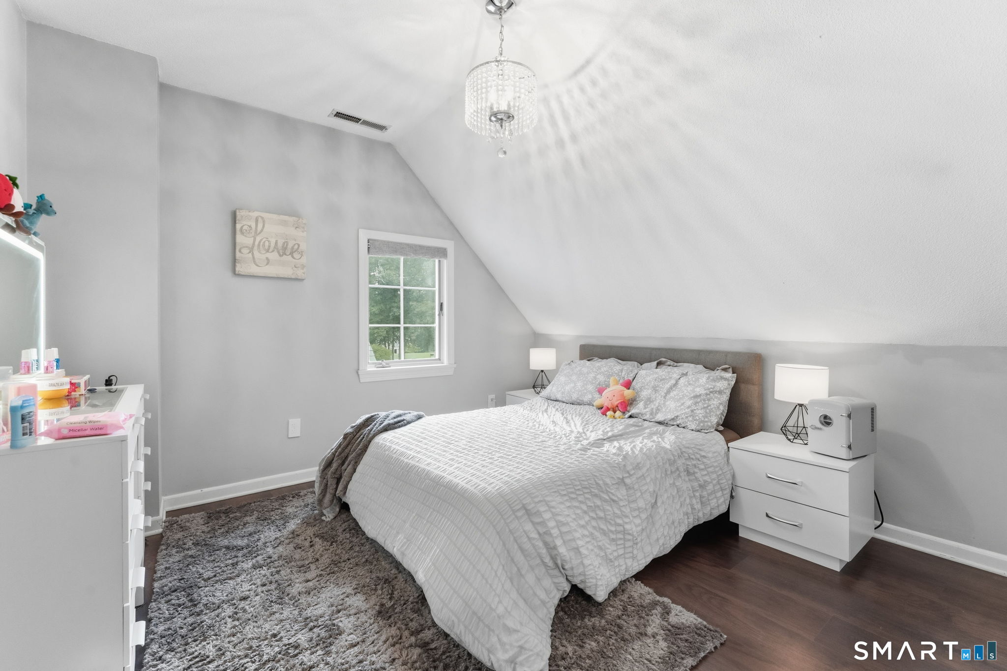 1 Overlook Court Prospect CT 06712