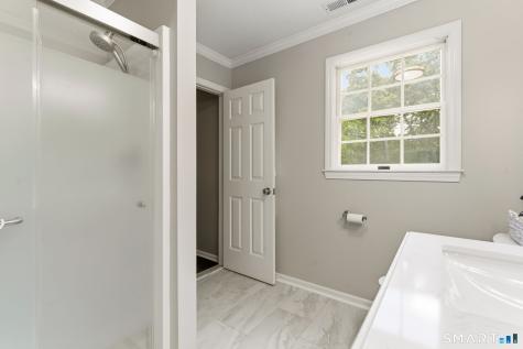 1 Overlook Court Prospect CT 06712