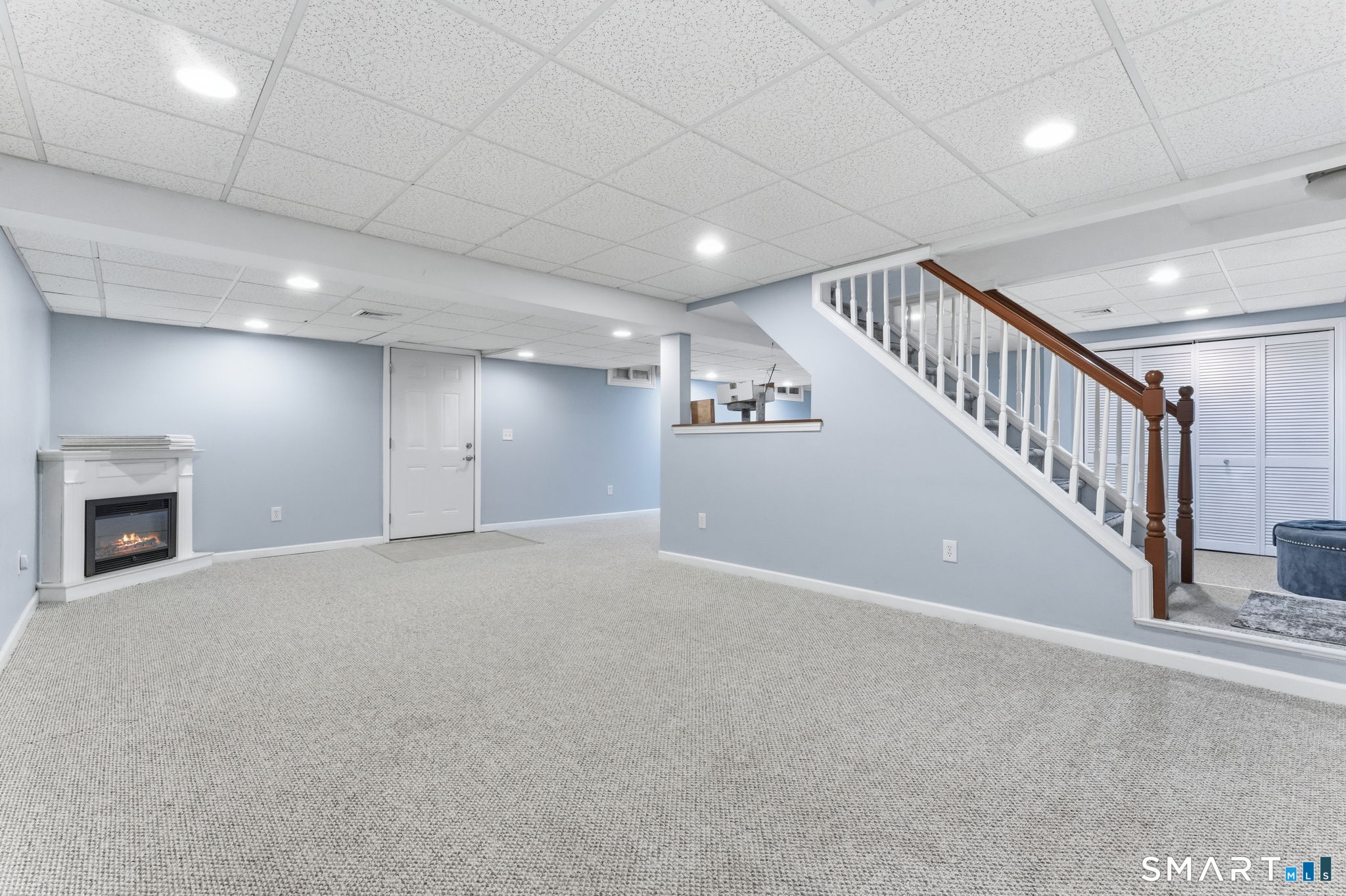 1 Overlook Court Prospect CT 06712