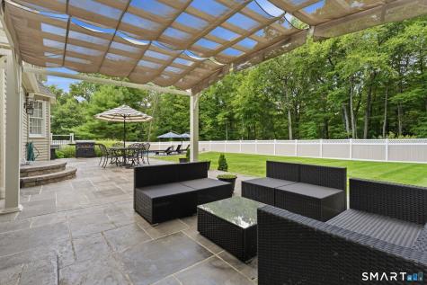 1 Overlook Court Prospect CT 06712