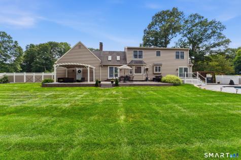 1 Overlook Court Prospect CT 06712