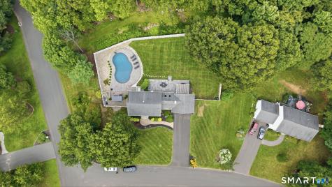 1 Overlook Court Prospect CT 06712