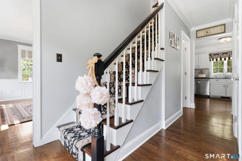1 Overlook Court Prospect CT 06712