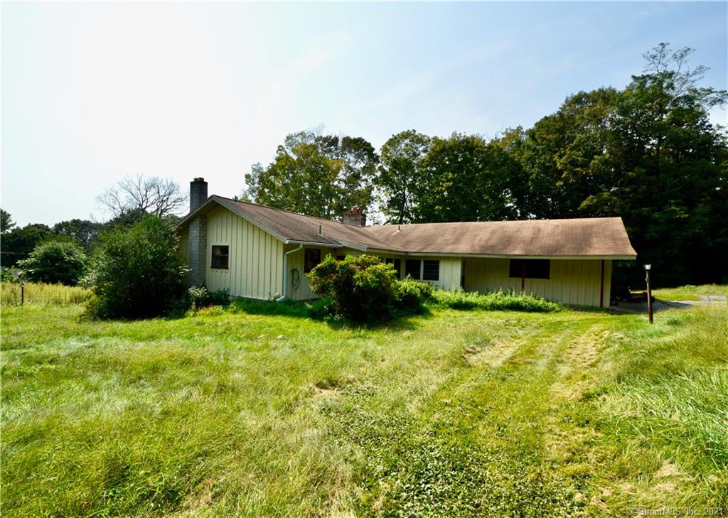 3 Anella Drive Bethany CT 06524