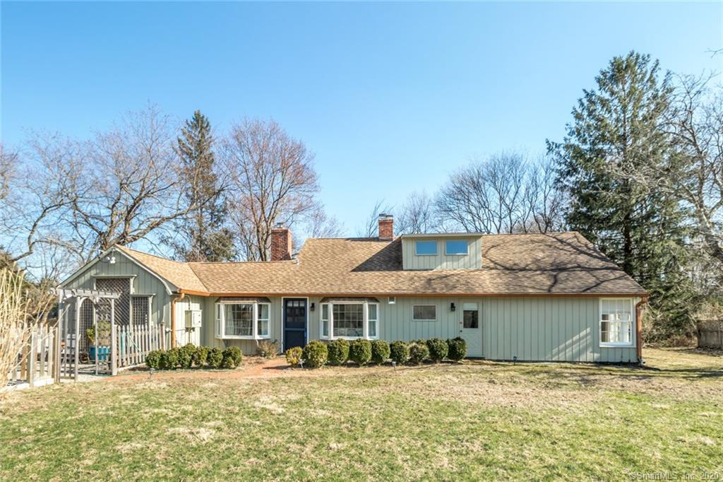 18 Austin Drive Easton CT 06612