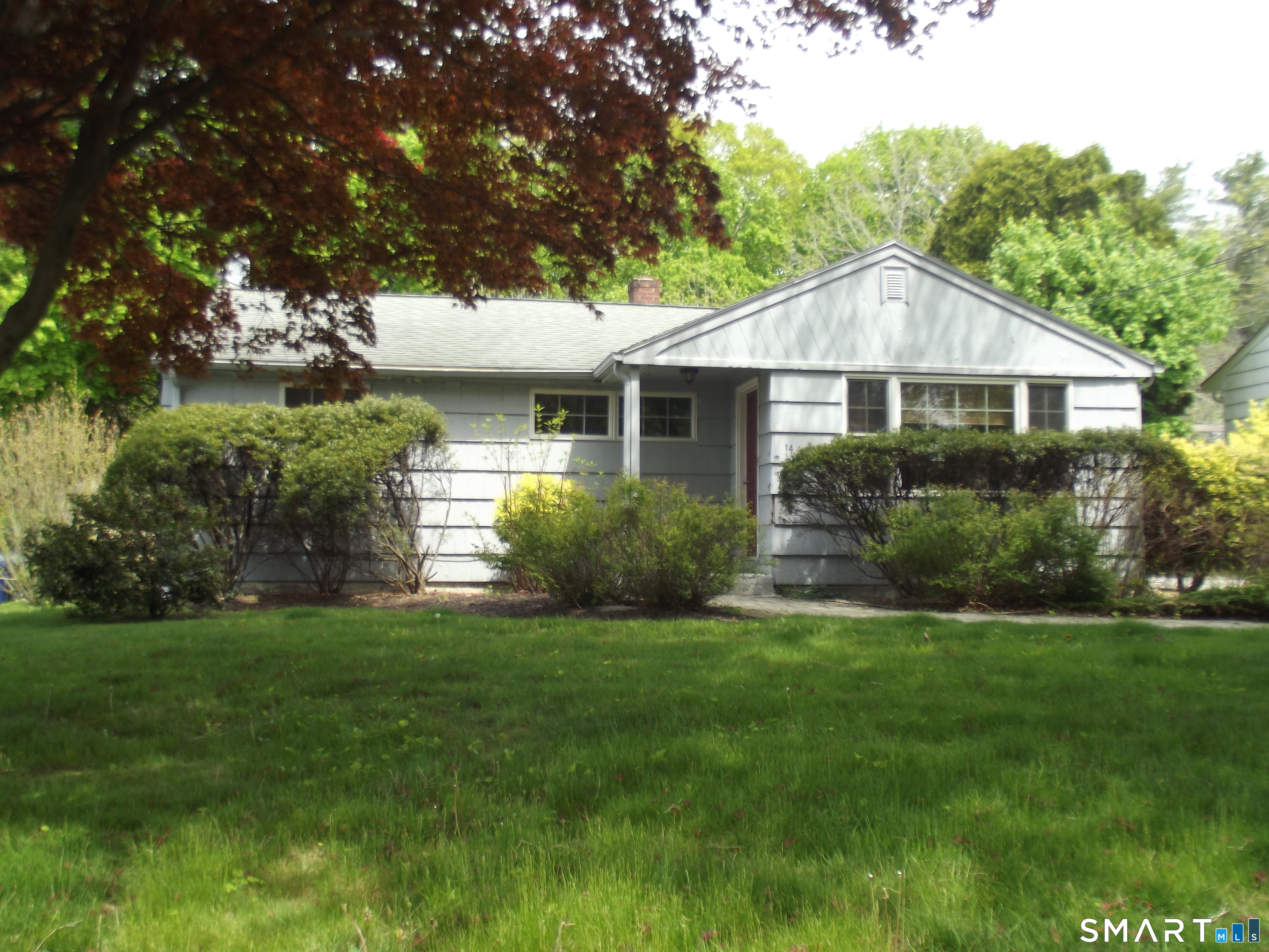 14 Overlook Avenue Groton CT 06335
