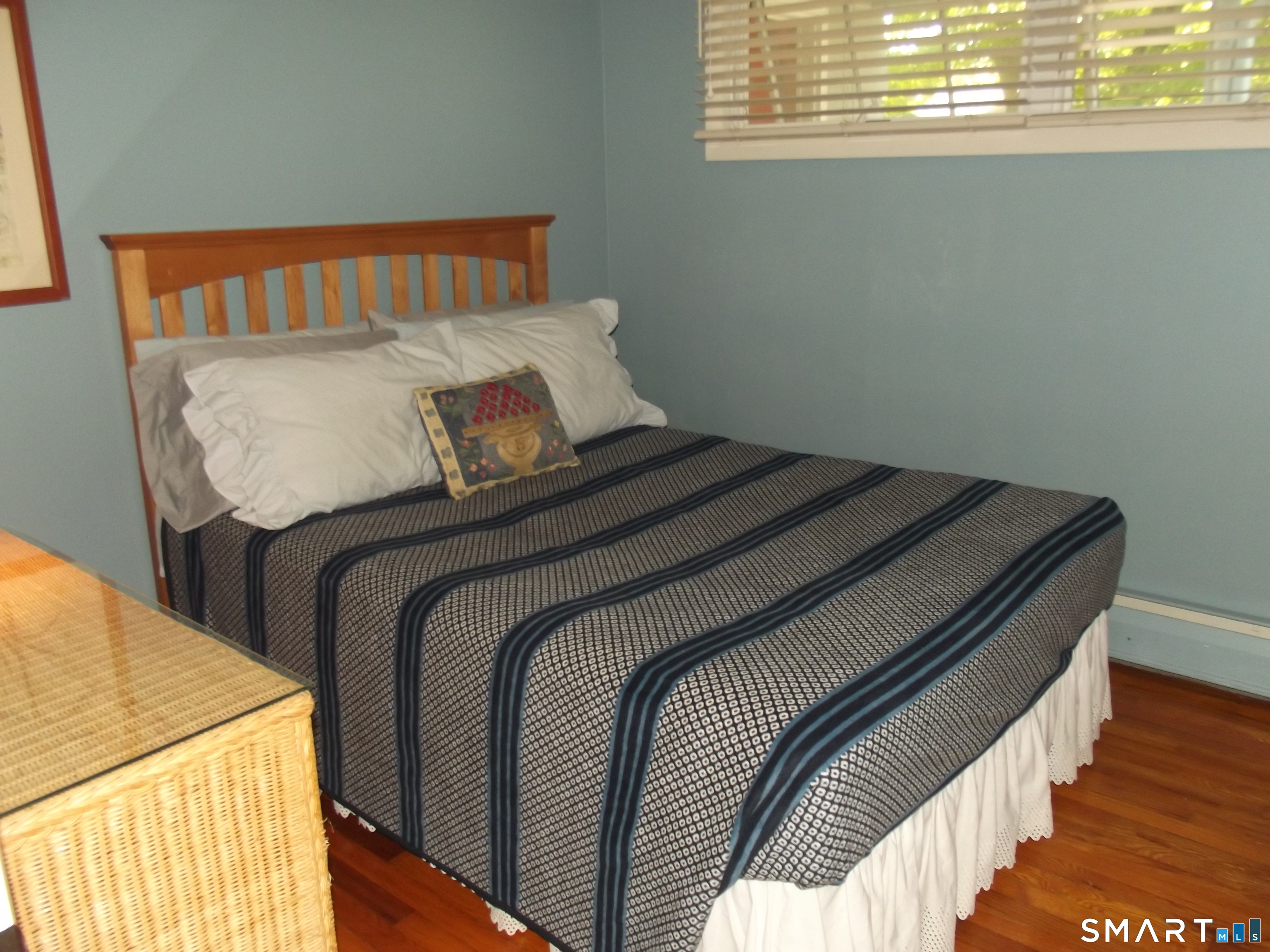 14 Overlook Avenue Groton CT 06335