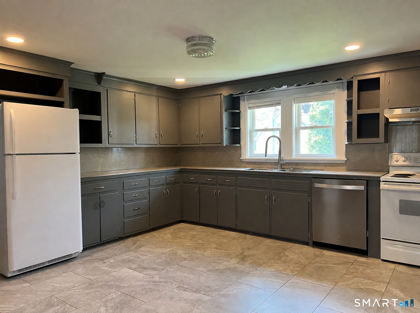 36 Davis Street Torrington CT 06790