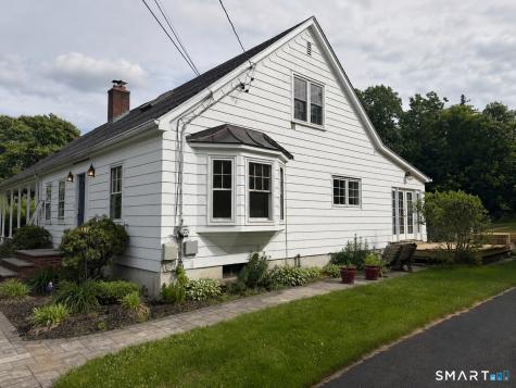 24 Amos Street Hamden CT 06518