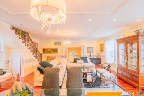 34 West Street Newtown CT 06470