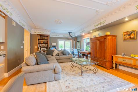 34 West Street Newtown CT 06470
