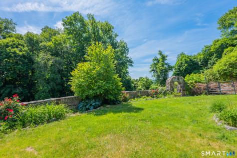 34 West Street Newtown CT 06470