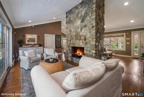 52 East Wharf Road Madison CT 06443