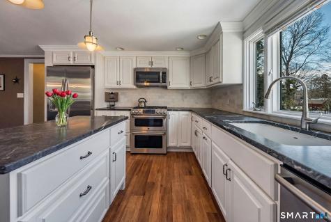 52 East Wharf Road Madison CT 06443