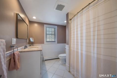 52 East Wharf Road Madison CT 06443