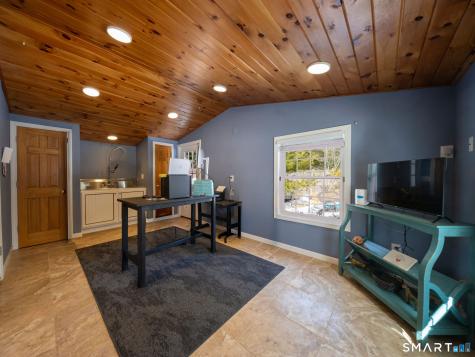 52 East Wharf Road Madison CT 06443