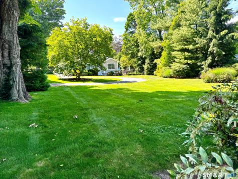 52 East Wharf Road Madison CT 06443