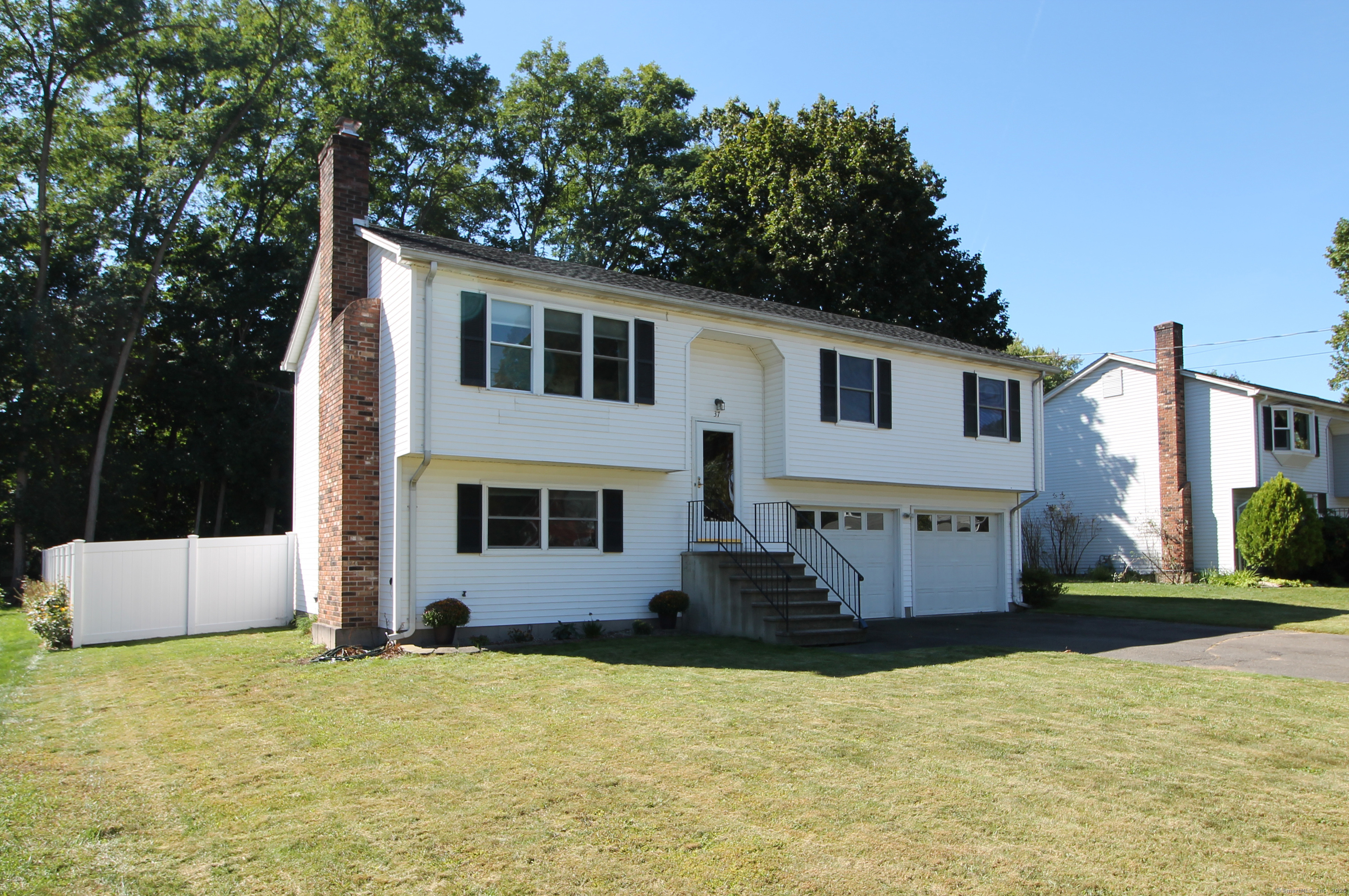 37 Webb Street Windsor Locks CT 06096