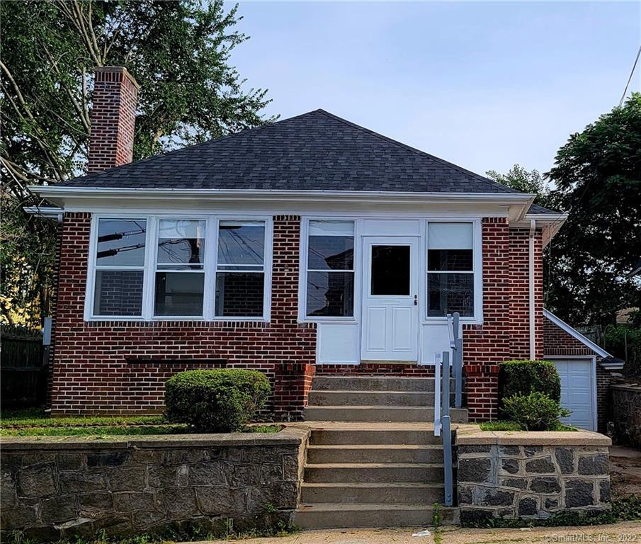 12 Linden Street New London CT 06320