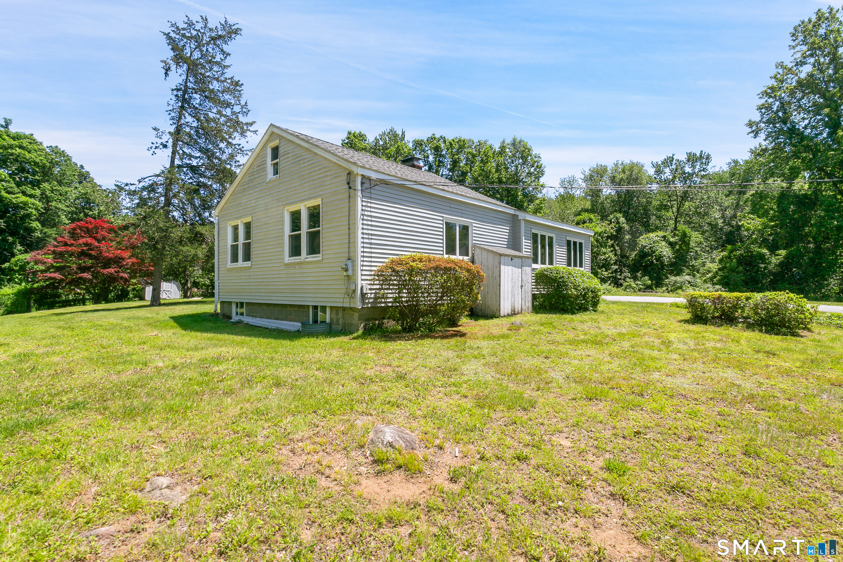 11 Bear Mountain Road New Fairfield CT 06812
