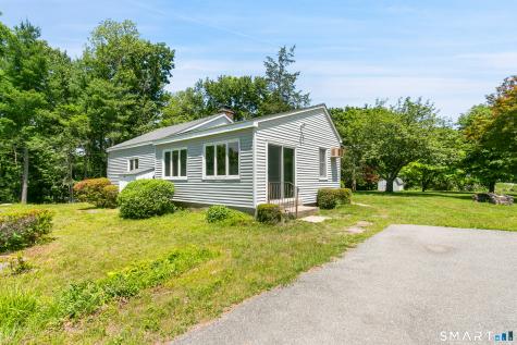11 Bear Mountain Road New Fairfield CT 06812