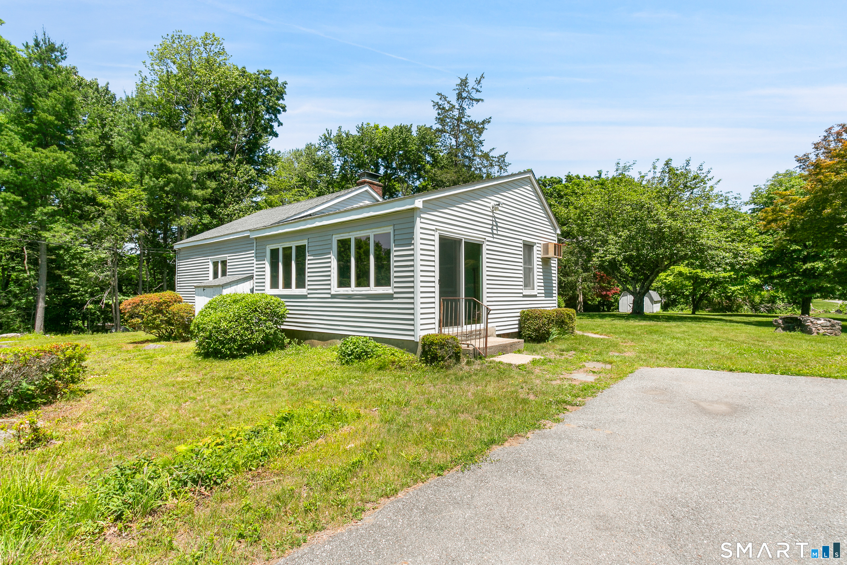 11 Bear Mountain Road New Fairfield CT 06812