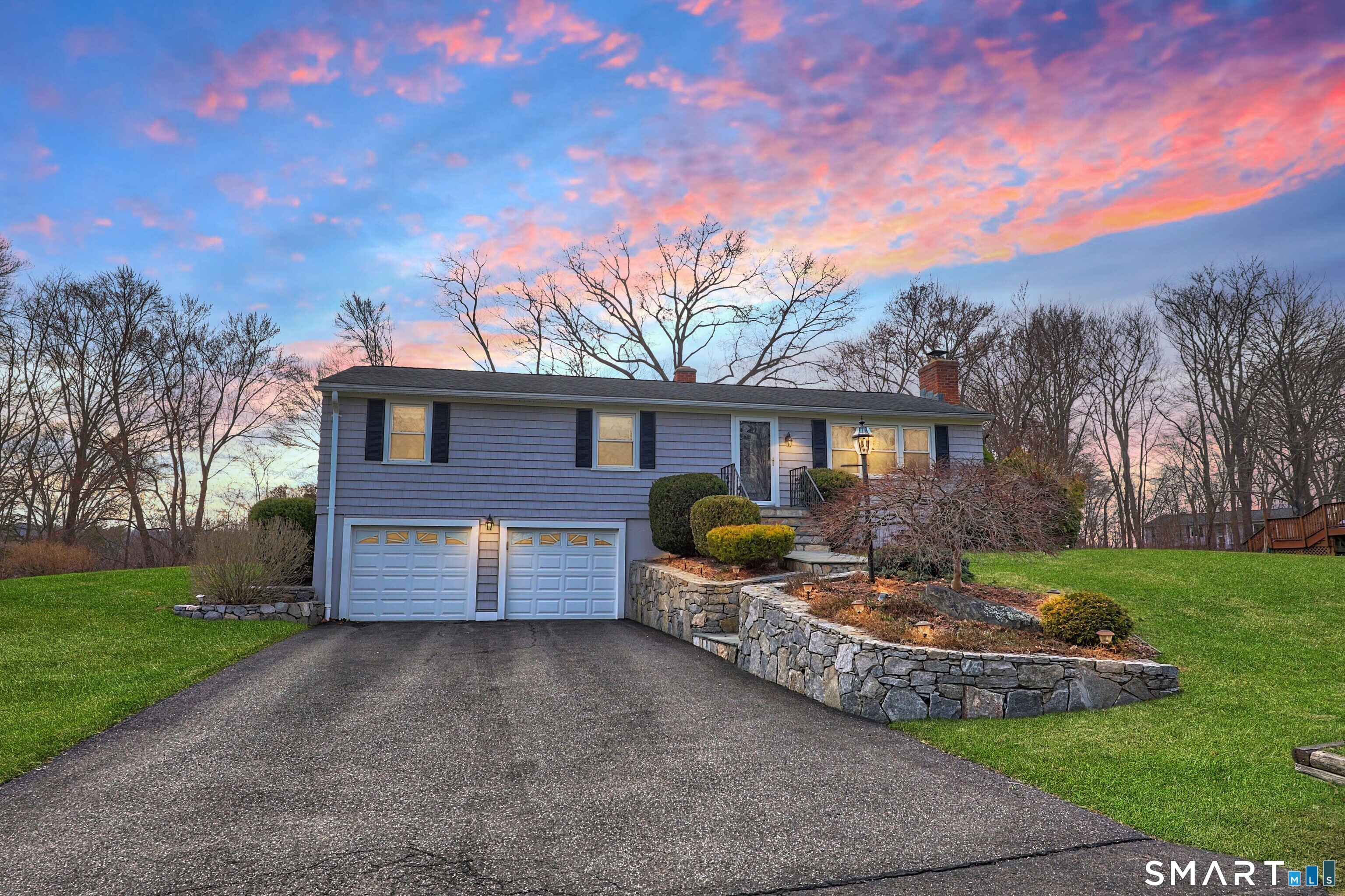 18 Freedom Road Middlebury CT 06762