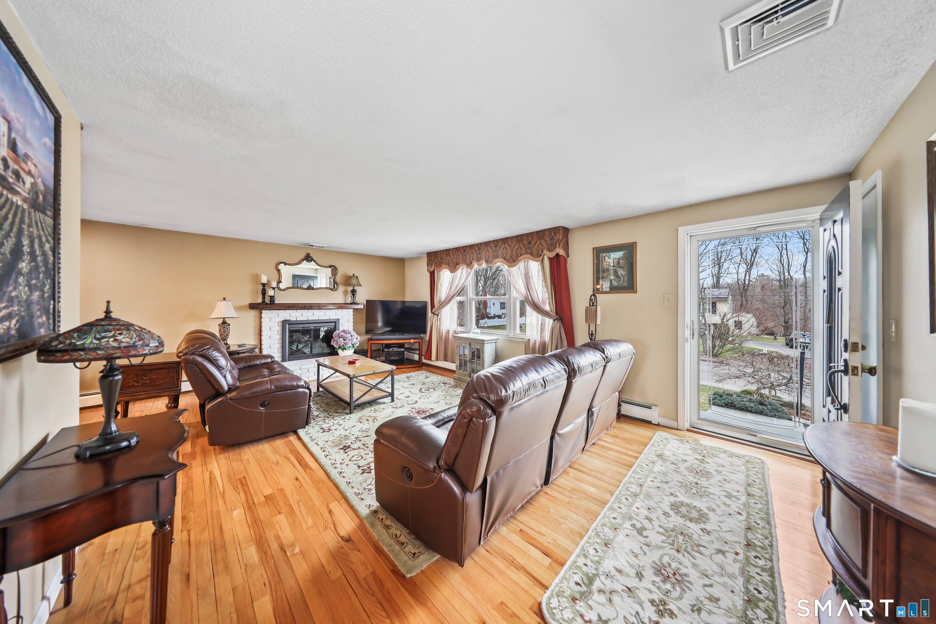 18 Freedom Road Middlebury CT 06762