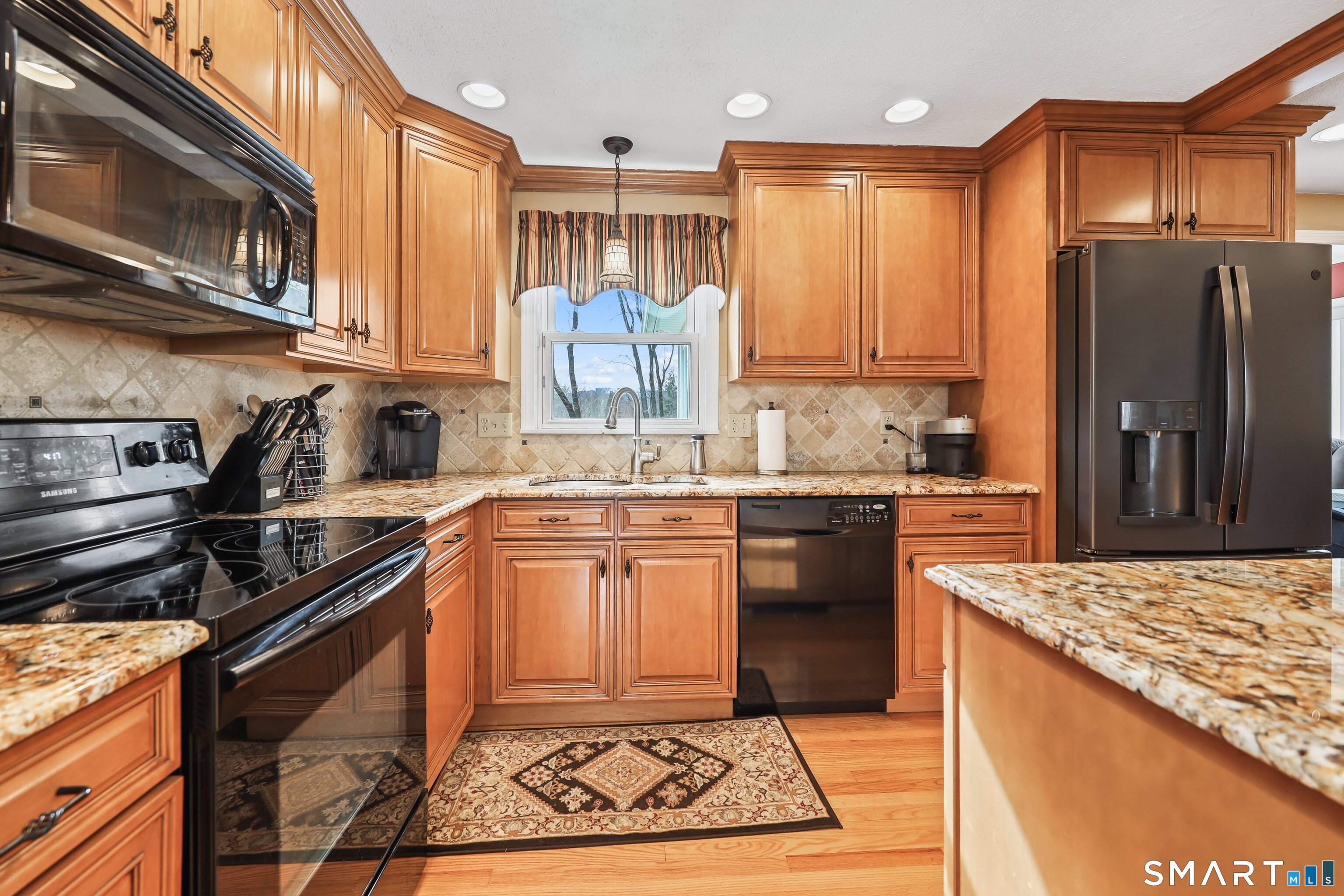 18 Freedom Road Middlebury CT 06762